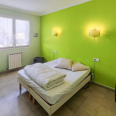 Apartament Cozy In With Wi-fi